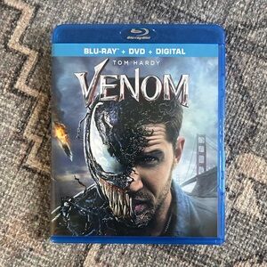 Venom Blu-ray + DVD